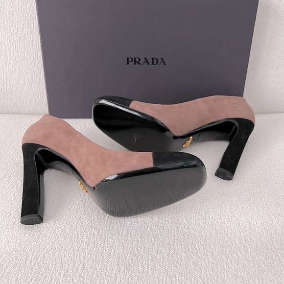 Prada High Heel Two Tones Suede Pumps - Picture 4 of 7